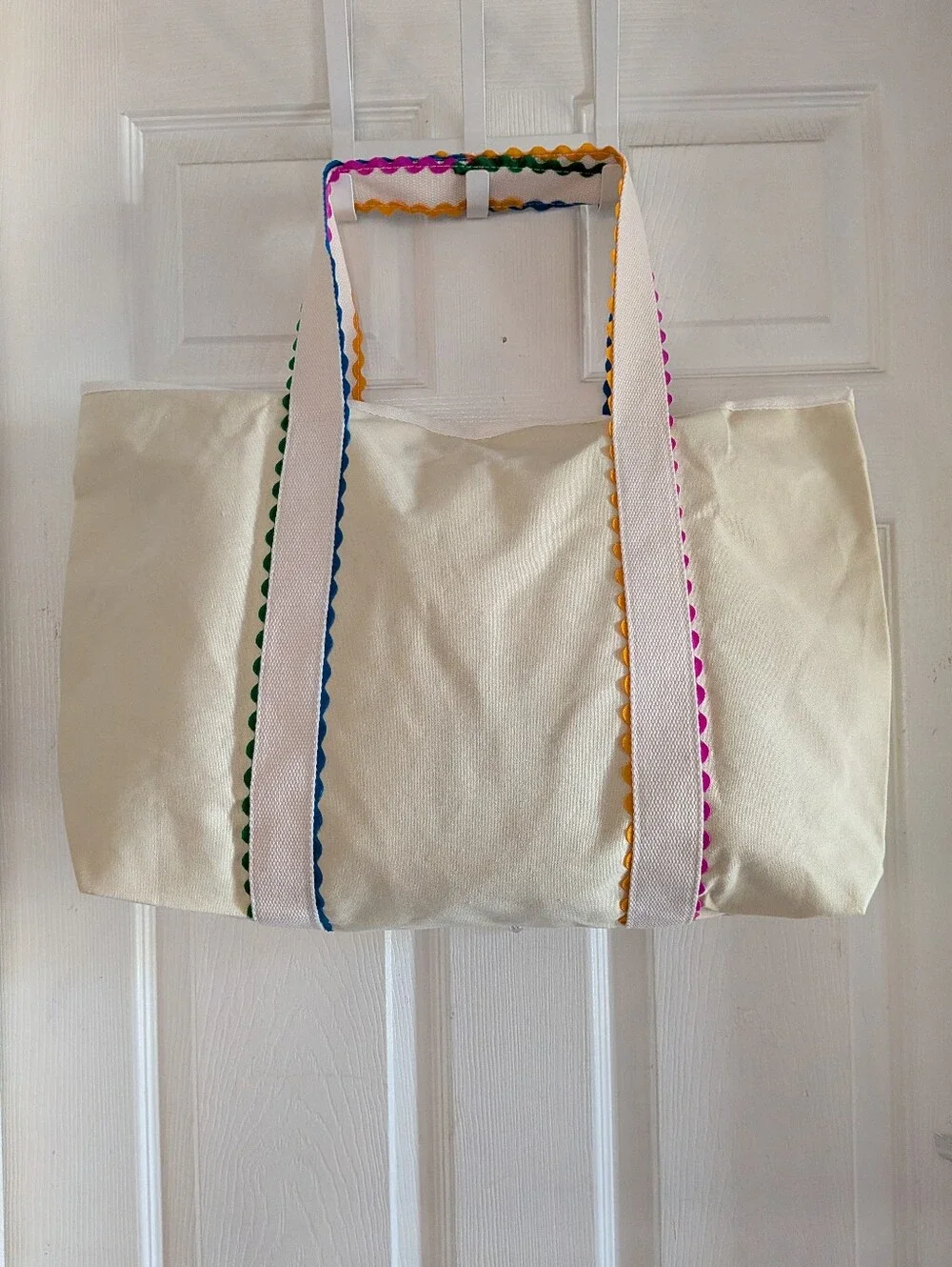 NWT- Cream Canvas Tote Bag with Rainbow Rick Rack Trim- Large